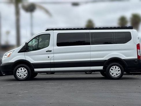 Certified 2019 Ford Transit 350 XLT RWD image 32