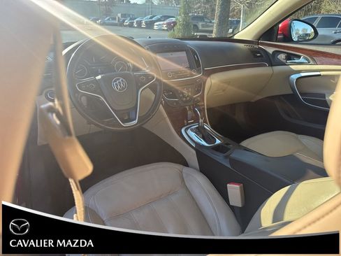 Used 2015 Buick Regal Premium w/ Experience Buick Package image 19