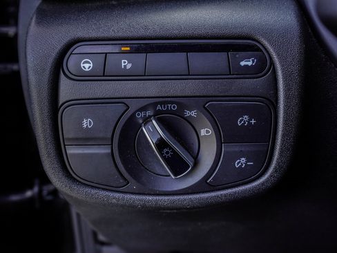 Used 2023 INFINITI QX55 Essential image 28