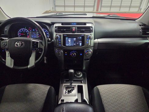 Used 2017 Toyota 4Runner SR5 image 7