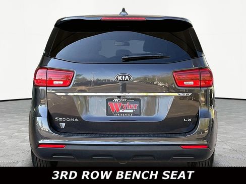 Used 2021 Kia Sedona LX FWD image 5