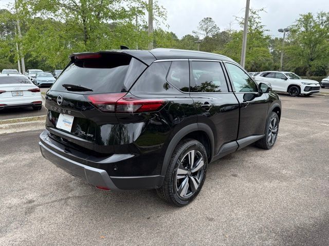 Used 2026 Nissan Rogue SL AWD/4WD image 6