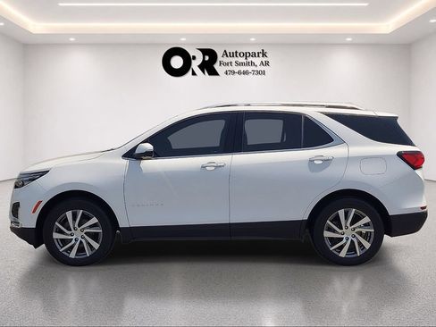 Used 2024 Chevrolet Equinox Premier AWD/4WD image 3