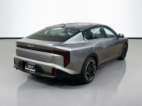 New 2025 Kia K4 GT-Line image 7