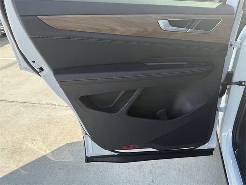 New 2026 Volkswagen Atlas SE image 22