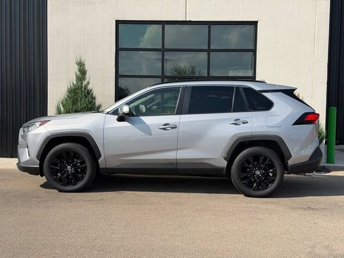 Used 2019 Toyota RAV4 Limited w/ All Weather Liner Package AWD/4WD image 2