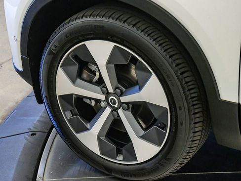 Certified 2026 Volvo XC40 B5 Plus w/ Protection Package Premier AWD/4WD image 10