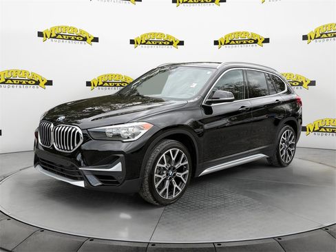 Used 2022 BMW X1 sDrive28i image 1
