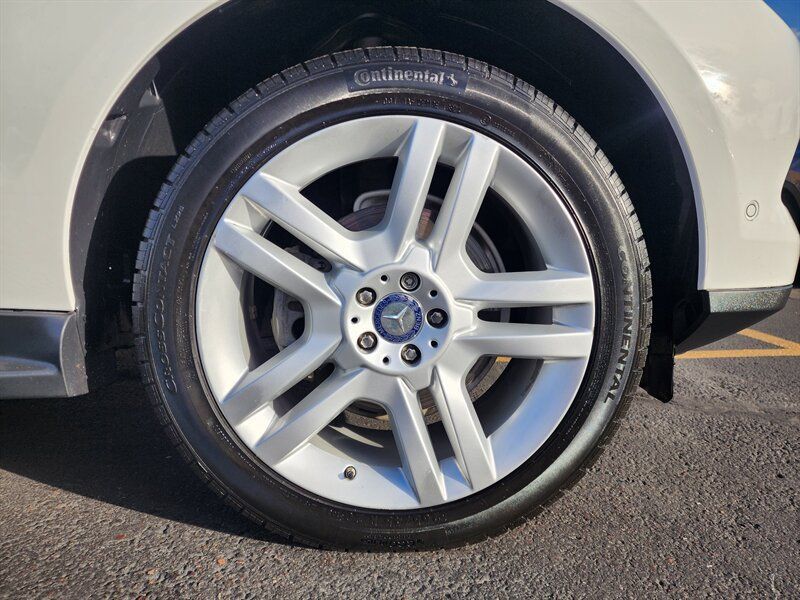 Used 2015 Mercedes-Benz ML 350 4MATIC w/ Premium 1 Package image 22
