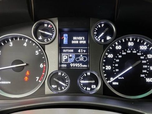 Used 2015 Lexus LX 570 4WD w/ Luxury Package image 27