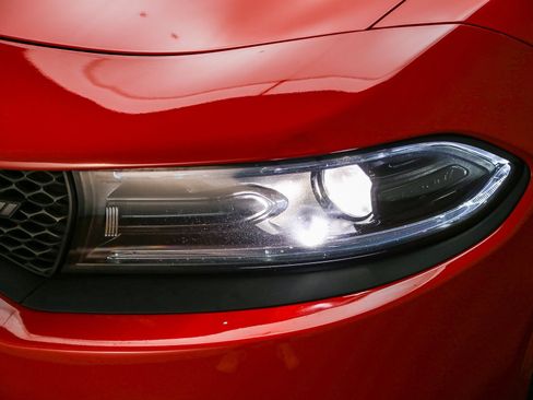 Used 2022 Dodge Charger R/T w/ Plus Group RWD image 8