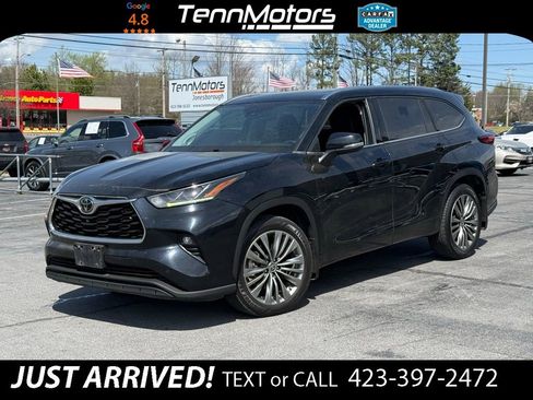Used 2021 Toyota Highlander Platinum image 1