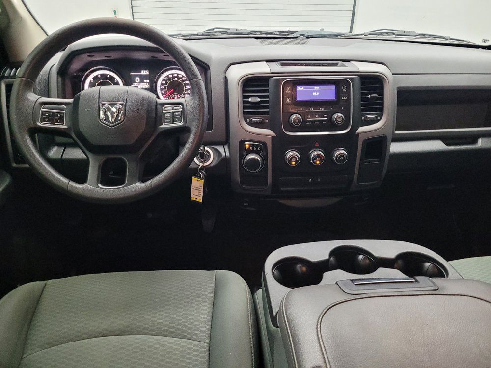 Used 2017 RAM 1500 Express RWD image 22