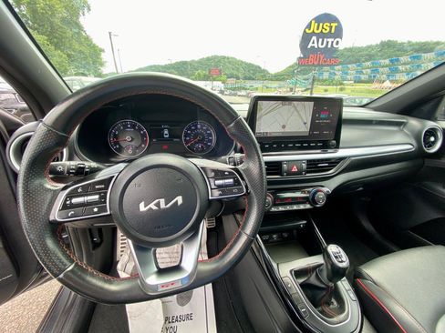 Used 2022 Kia Forte GT FWD image 23