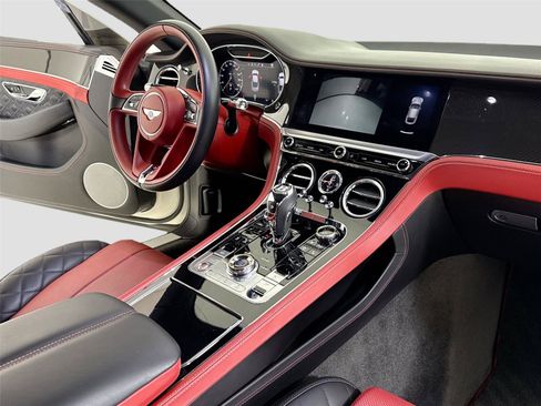 Used 2020 Bentley Continental GT AWD/4WD image 28