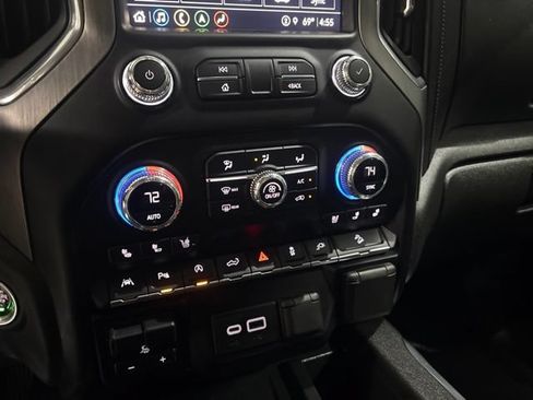 Used 2021 GMC Sierra 1500 Denali w/ Technology Package AWD/4WD image 31