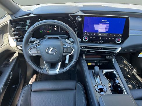 New 2026 Lexus RX 450h AWD image 17