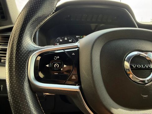 Used 2016 Volvo XC90 T6 R-Design AWD/4WD image 33