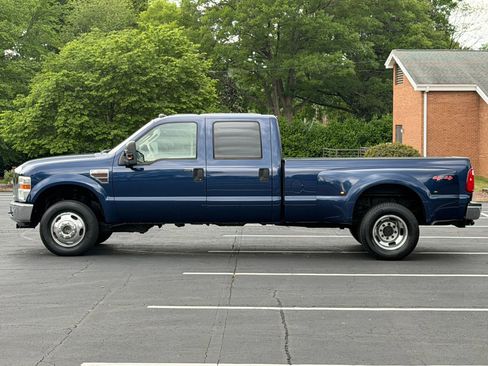 Used 2008 Ford F350 Lariat AWD/4WD image 2