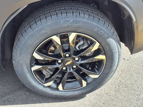 Used 2023 Chevrolet TrailBlazer LT w/ Convenience Package image 25