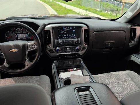 Used 2017 Chevrolet Silverado 1500 LT w/ All Star Edition AWD/4WD image 12