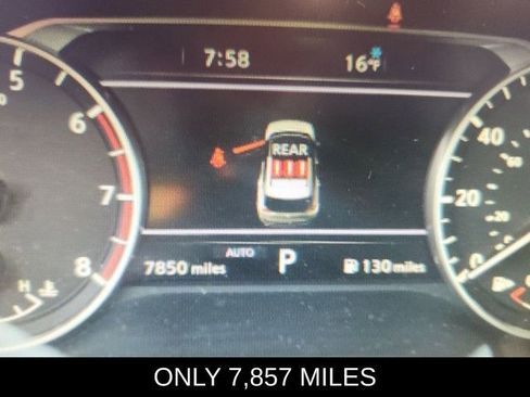 Used 2023 Nissan Rogue SL w/ SL Premium Package image 2