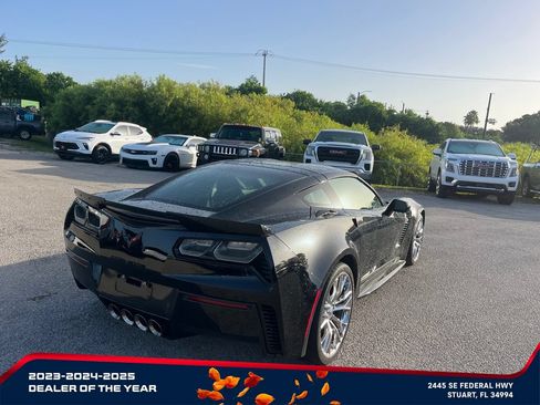 Used 2018 Chevrolet Corvette Z06 w/ Battery Protection Package RWD image 5