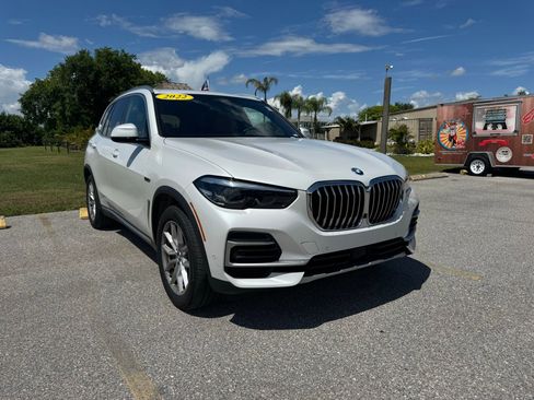Used 2022 BMW X5 xDrive45e AWD/4WD image 1