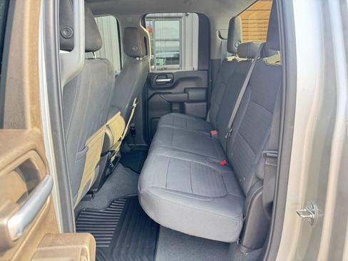Used 2022 Chevrolet Silverado 2500 Custom w/ Custom Value Package AWD/4WD image 21