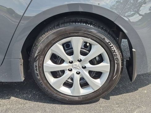 Certified 2025 Toyota Corolla LE FWD image 7