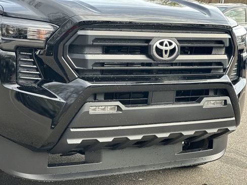 New 2026 Toyota Tacoma SR5 AWD/4WD image 12