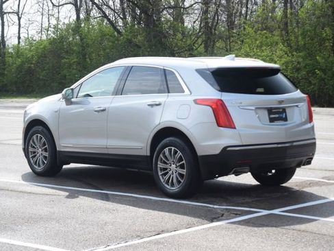 Used 2017 Cadillac XT5 Luxury w/ Driver Awareness Package FWD image 23