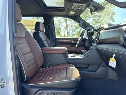 New 2026 GMC Sierra 2500 Denali Ultimate w/ Max Trailering Package image 25