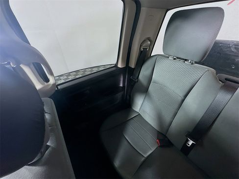 Used 2017 RAM 1500 Express image 12