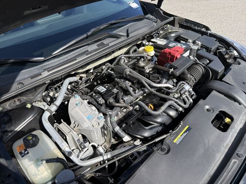 Used 2024 Nissan Sentra SV FWD image 21