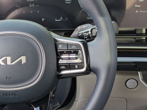 New 2026 Kia Carnival SX Prestige image 18