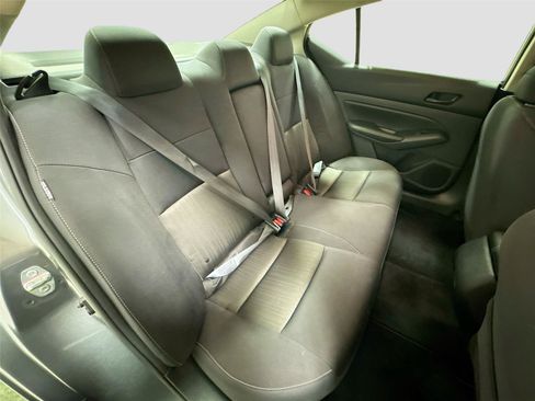 Used 2024 Nissan Altima 2.5 SV FWD image 24