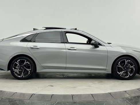 Used 2025 Kia K5 GT-Line w/ GT-Line Premium Package FWD image 8