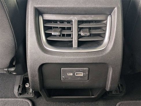 Used 2020 Chevrolet Blazer LT image 15