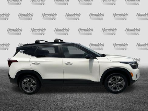 Used 2024 Kia Seltos S FWD image 11