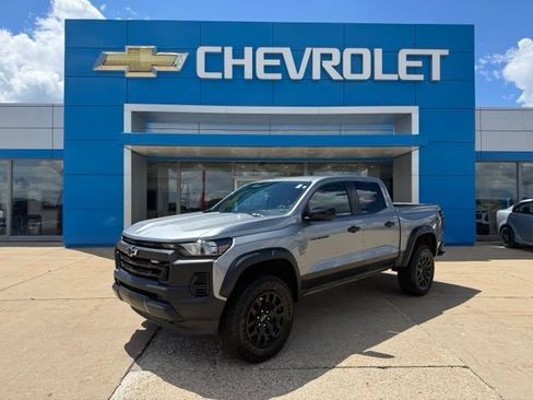 Used 2023 Chevrolet Colorado Trail Boss w/ Advanced Trailering Package AWD/4WD image 1