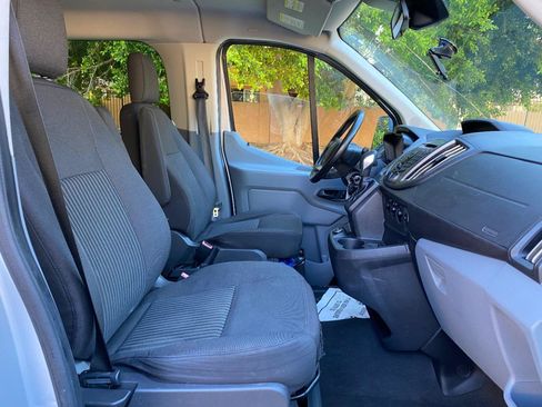 Used 2017 Ford Transit 350 XLT RWD image 35