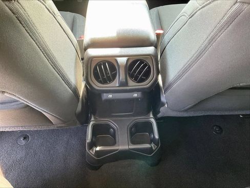 Used 2021 Jeep Gladiator Sport AWD/4WD image 11