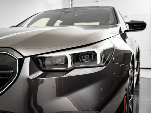 New 2026 BMW M5 w/ Executive Package AWD/4WD image 14