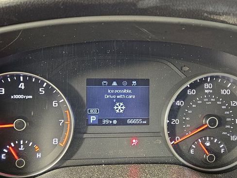 Certified 2022 Kia Sportage LX image 18