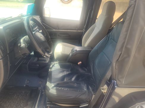 Used 2006 Jeep Wrangler X AWD/4WD image 5