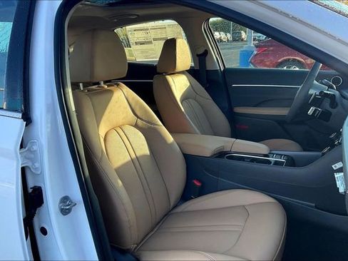 New 2026 Hyundai Sonata Limited image 30