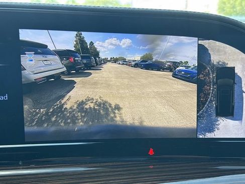 Used 2023 Cadillac Escalade Luxury RWD image 26