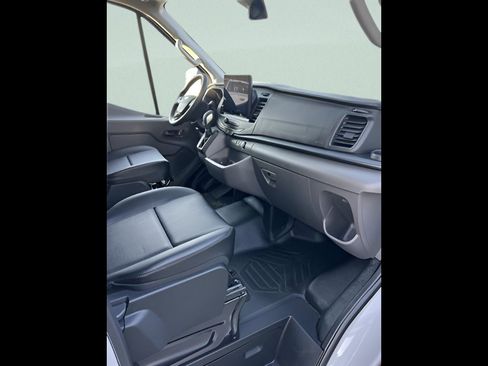 New 2025 Ford Transit 250 148 Medium Roof w/ Load Area Protection Package image 13