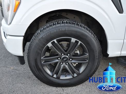 Used 2022 Ford F150 Lariat image 9